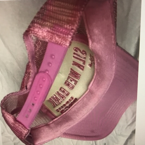 COPY - Young thug x Spider worldwide trucker hat web bank Travis Scott rare 555… - Picture 8 of 8